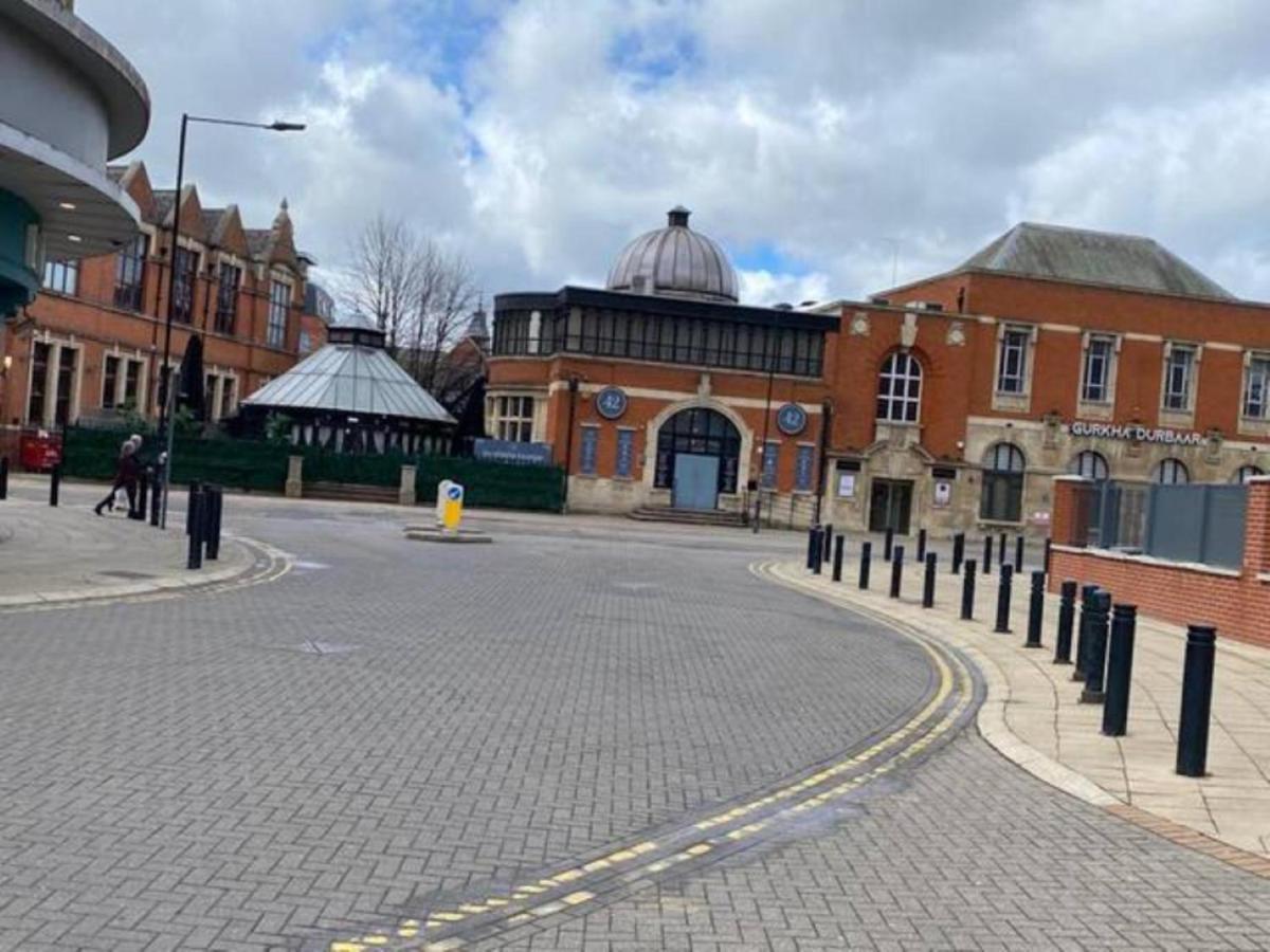 Central 2 Bed Newly Built Duplex Penthouse With Free Gated, On-Site Parking, Lift Access, Self Check-In, Super Fast Wifi, Two Cathedral View Terraces & Sleeps 6 Peterborough Exterior foto